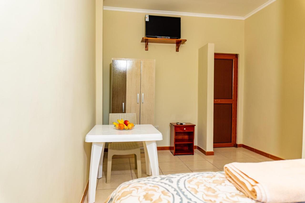 Cucuve Eco Hostal Puerto Baquerizo Moreno Zewnętrze zdjęcie