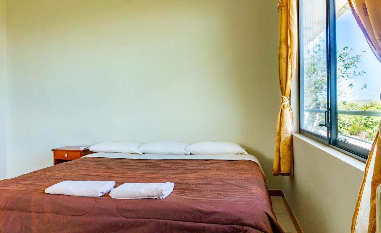 Cucuve Eco Hostal Puerto Baquerizo Moreno Zewnętrze zdjęcie